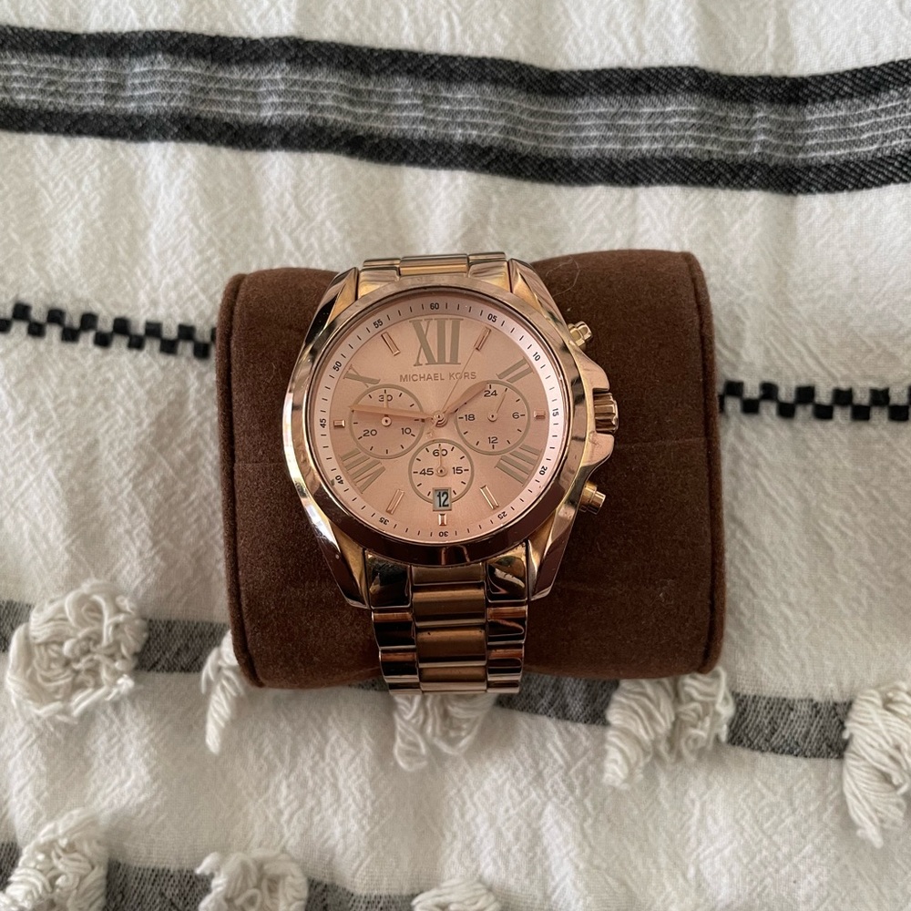 Mk watch